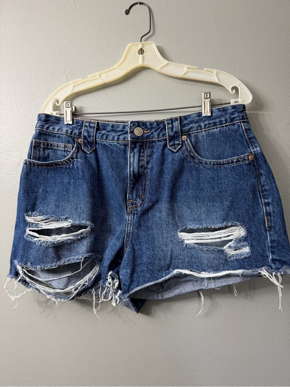 Rock n Roll high rise Denim Jean shorts 32